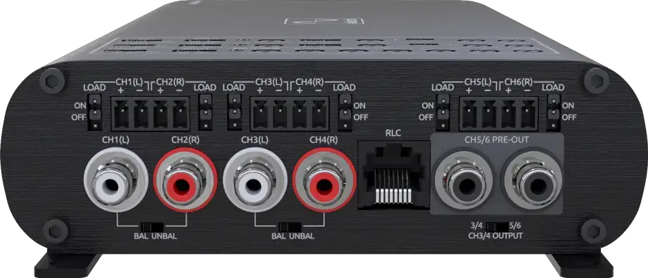 Wāvtech link700.4plus input panel with RCA inputs, preamp outputs, speaker-level connectors and remote-level port.