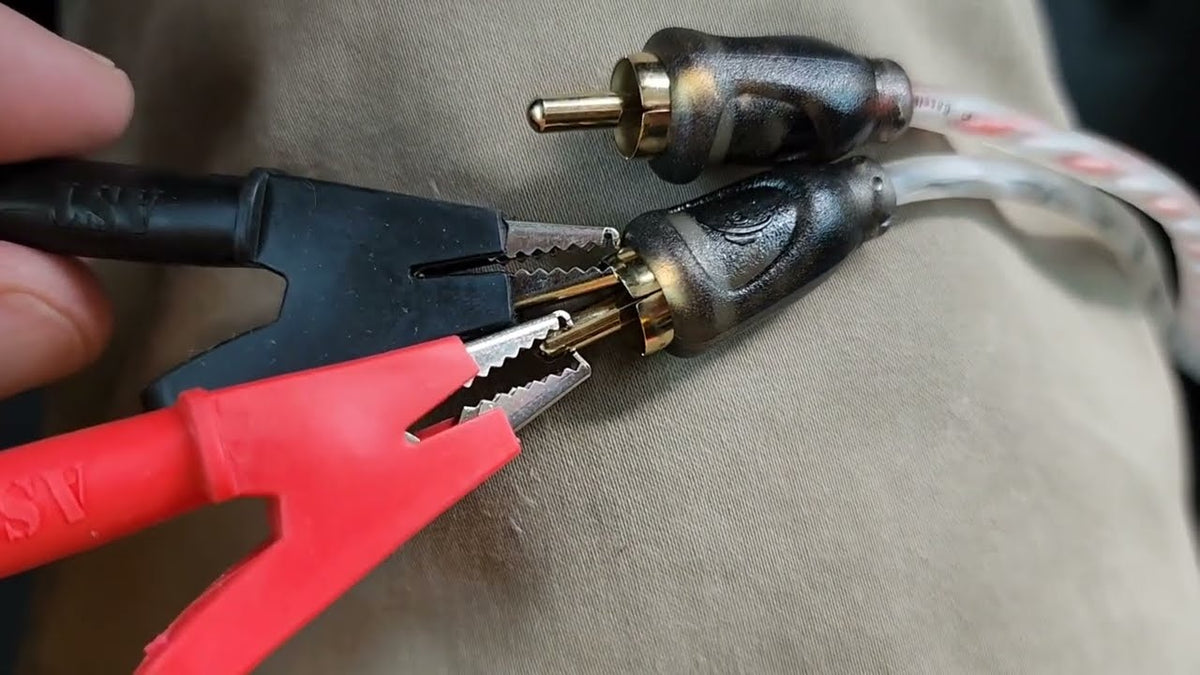 How RCA Voltage, Cable Length and Amplifier Gain Affect Sound Quality