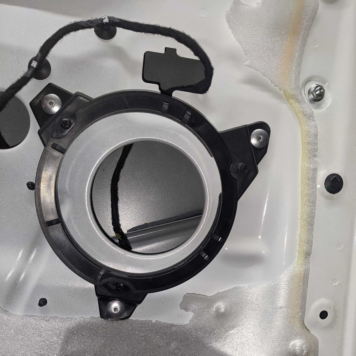 RAM Promaster City 2015-Up - 5.25" — 82-6603