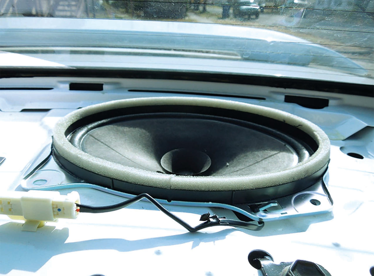 Toyota 2002-2018 - 6"x9" — 82-8152