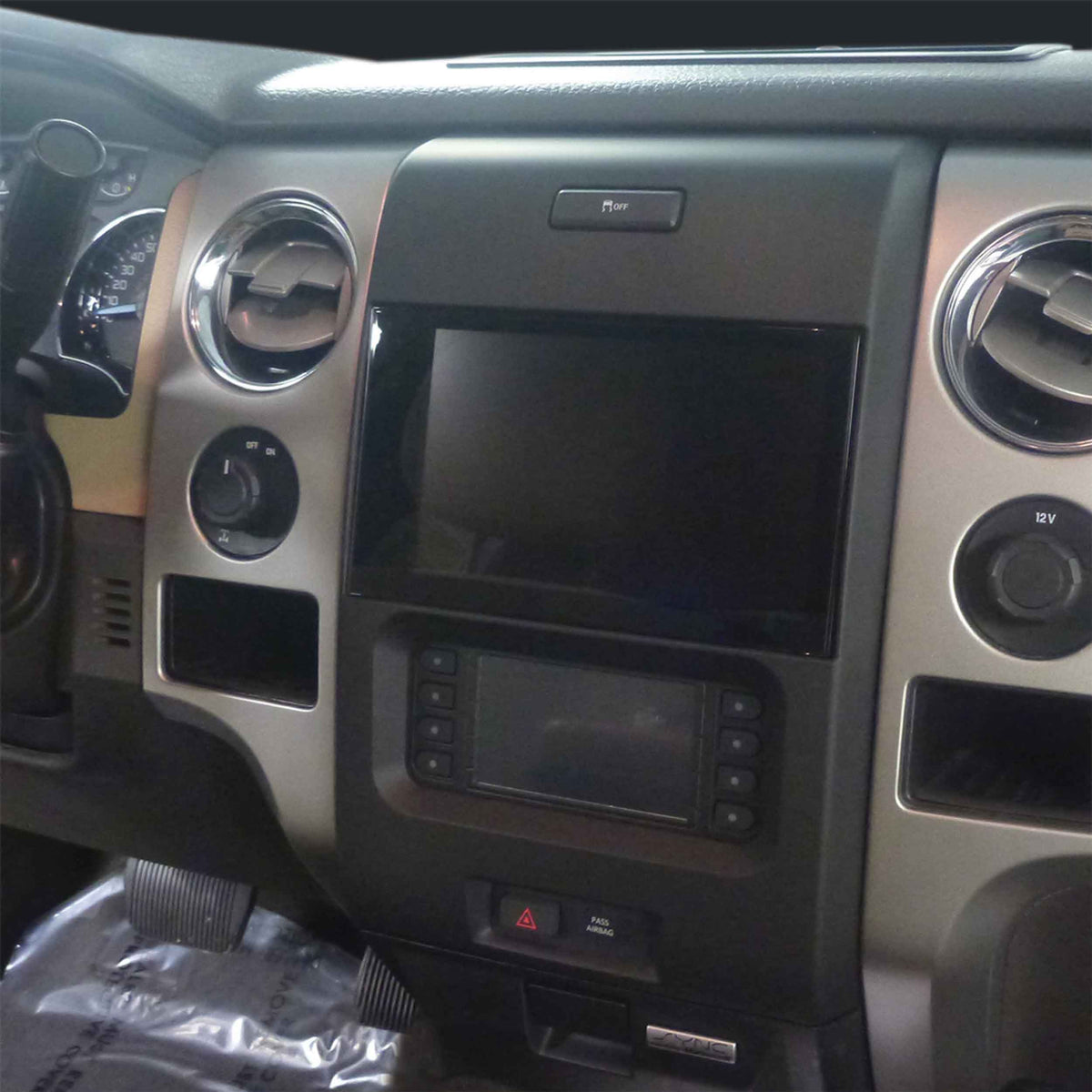 Ford F-150 2013-2014 (with 4.2" screen) - Fits Pioneer 8" Radios — 108-FD2B