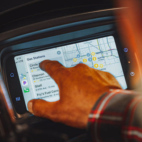 Lifestyle Closeup of PMX-HD14 Navigation
