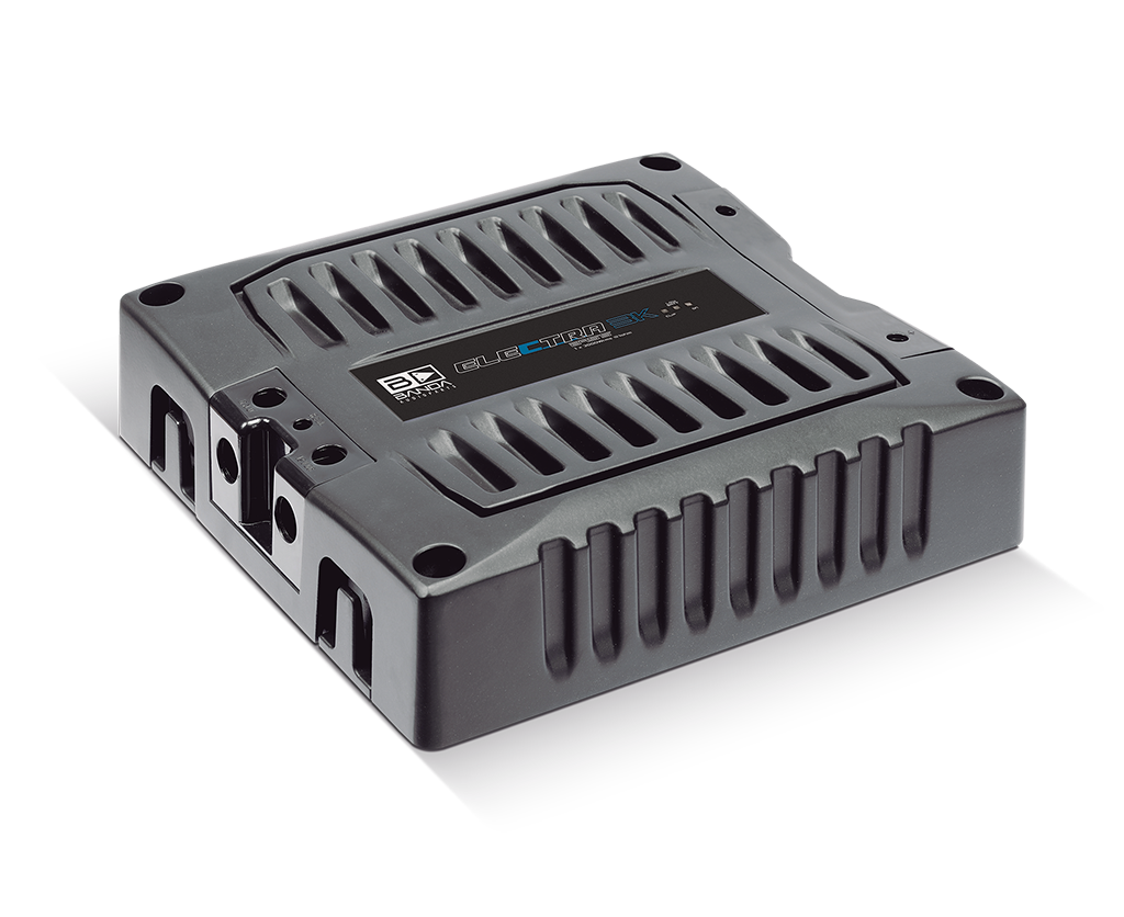 Banda Electra 3K 1-ohm amplifier, angled power-terminal view
